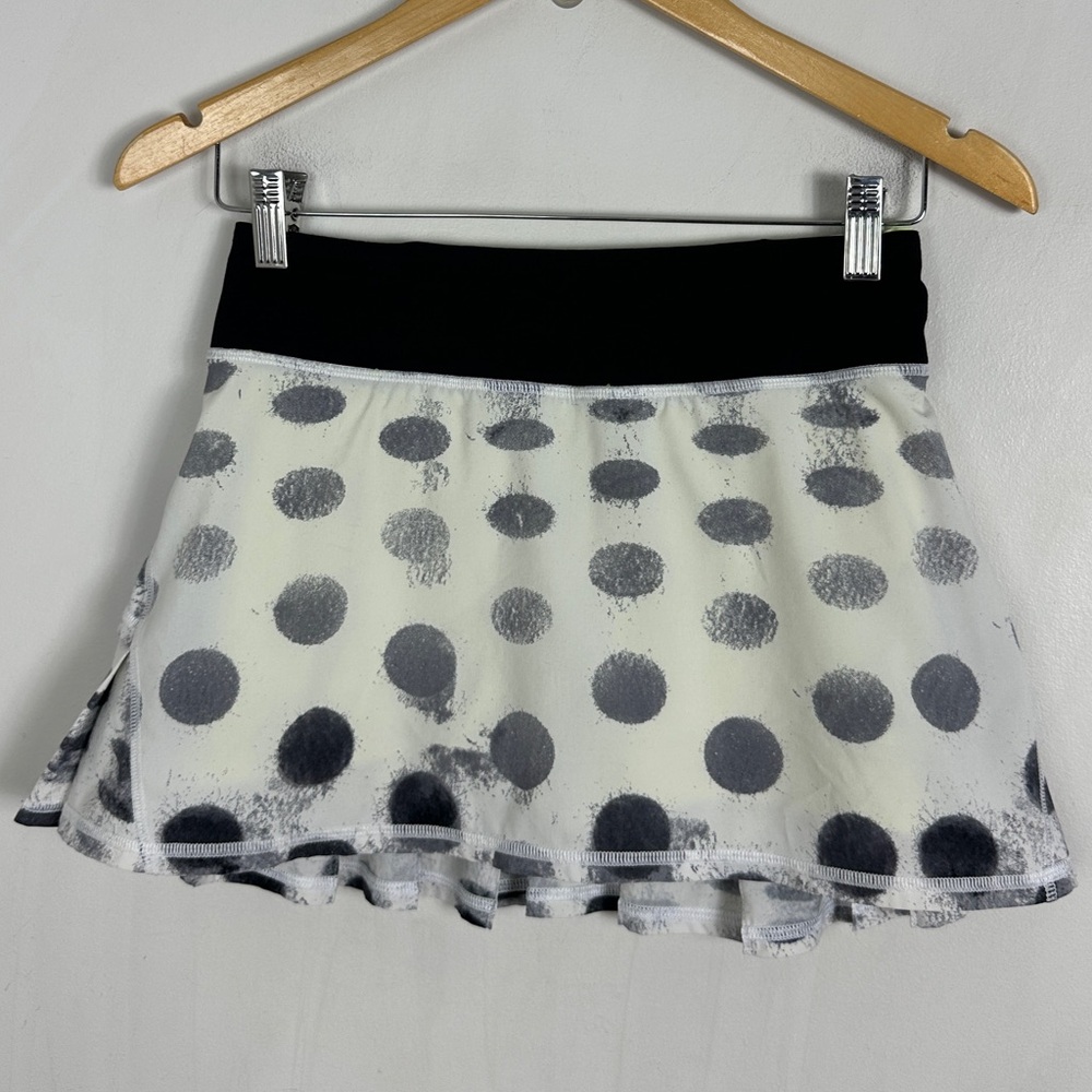 Lululemon Run Pace Setter Skirt Seaside Polka Dot Size 2 Tennis Skort Pickleball - Picture 3 of 16